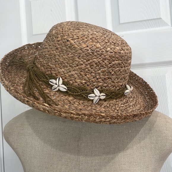 Sun N sand naturally hat wide brim summer Straw seashells tan one size fits most - Picture 8 of 10